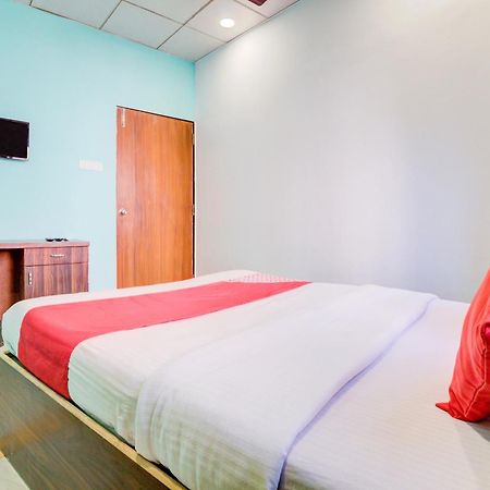 Hotel O Anjali Hotel Мумбай Екстериор снимка