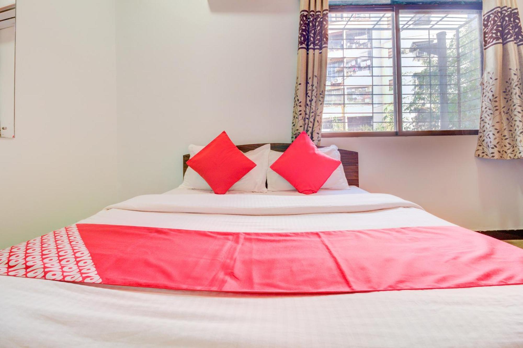 Hotel O Anjali Hotel Мумбай Екстериор снимка